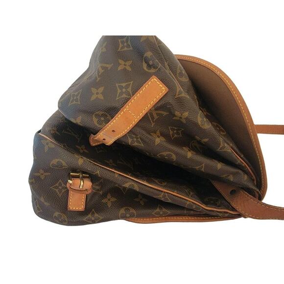 Louis Vuitton Saumur Shoulder Bag 30 Brown Monogram Canvas AR0915 - Picture 9 of 15